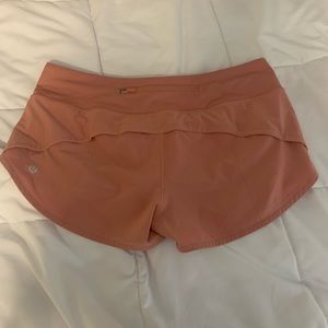 NWOT Lululemon Speed Ups